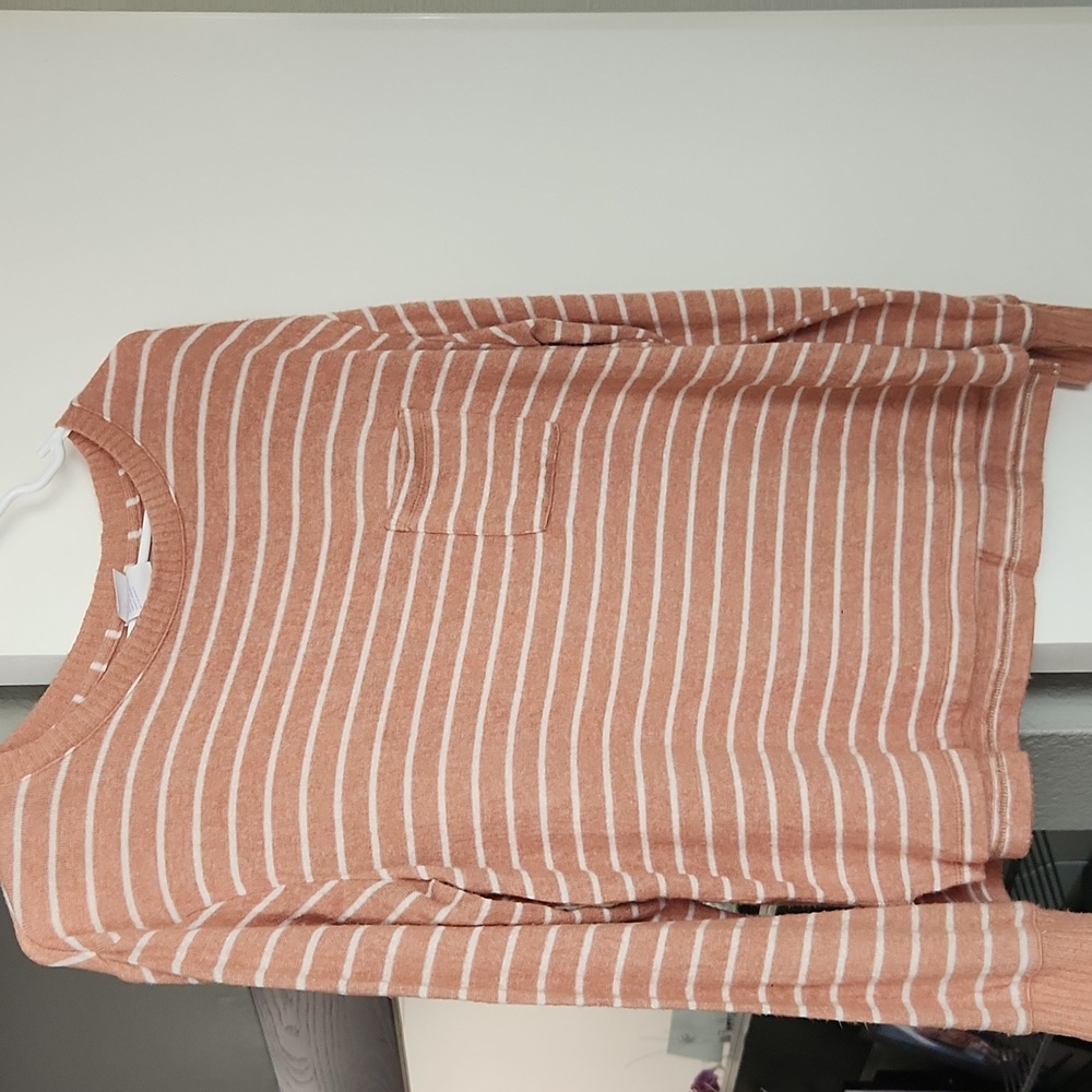 Stripe peache white light sweater